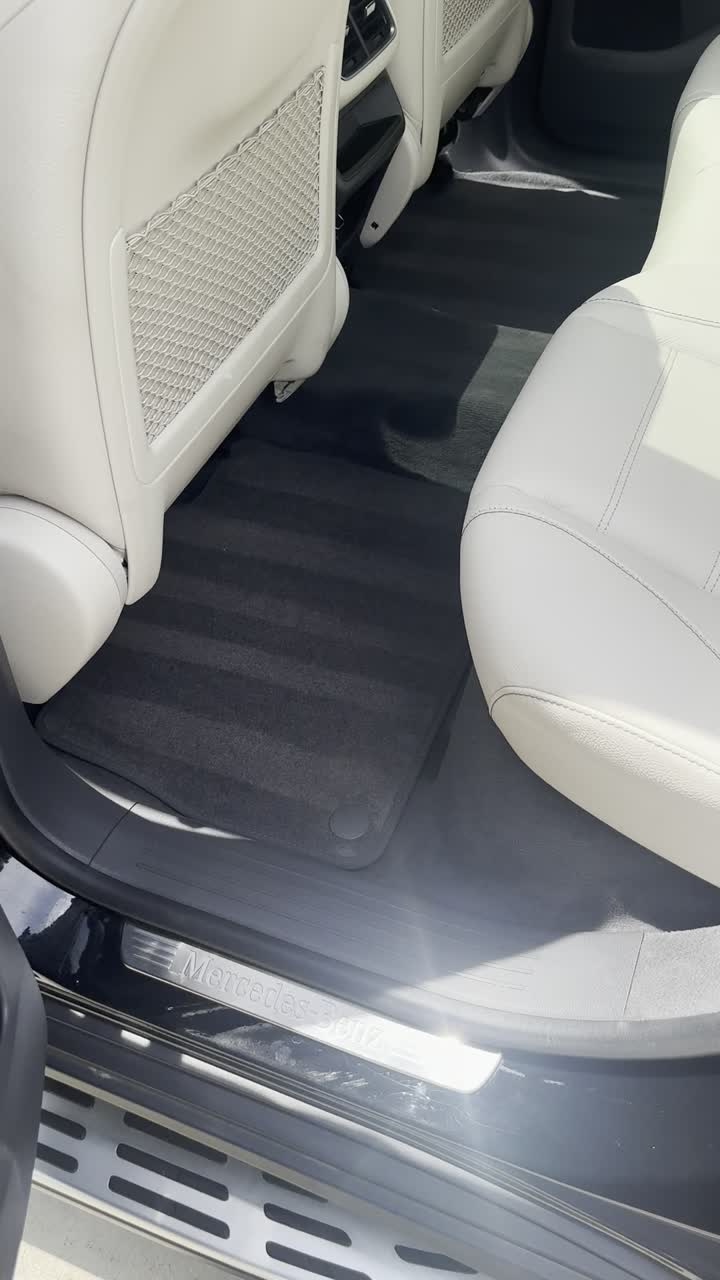 Mercedes detailing clip 18